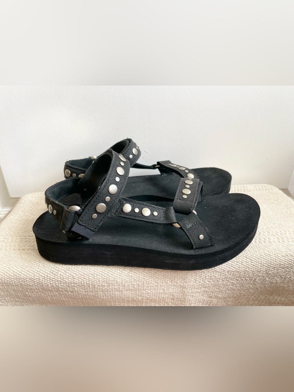 Teva Womens Midform Universal Studded  Sandals Size 9